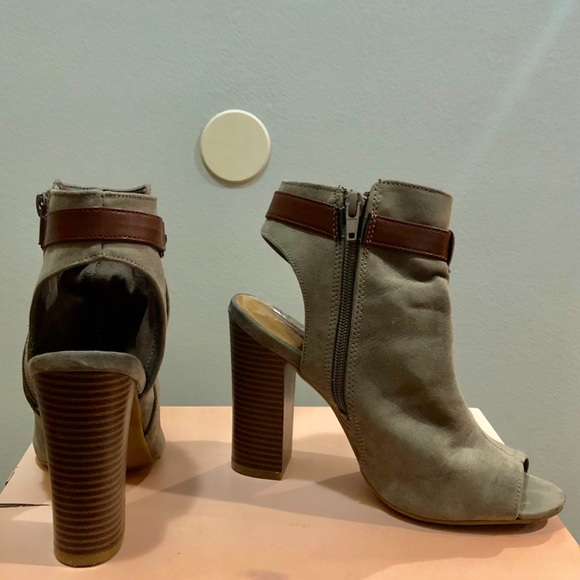 Open Toe & Heel Bootie - Picture 4 of 4